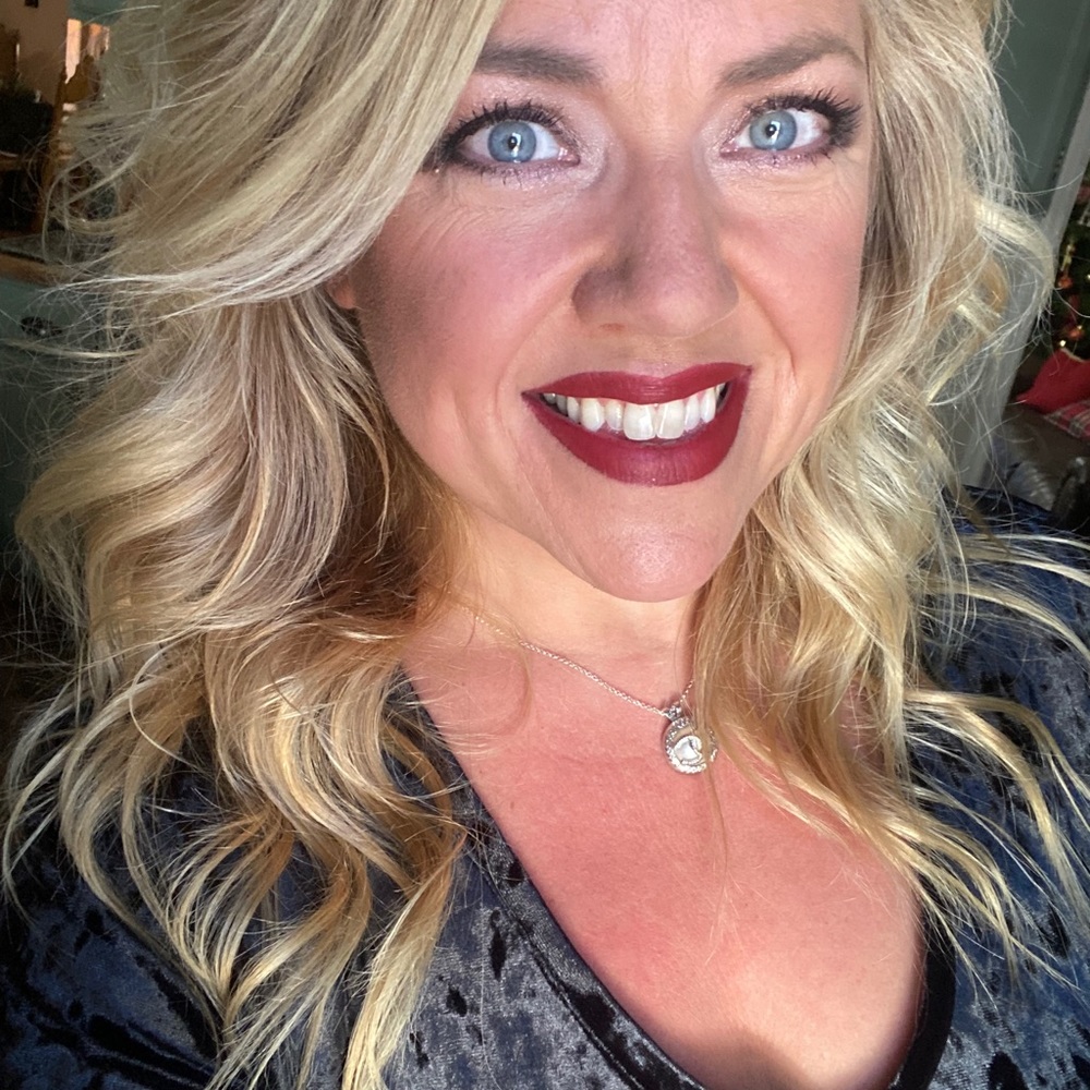 Meet your Posher, Christel